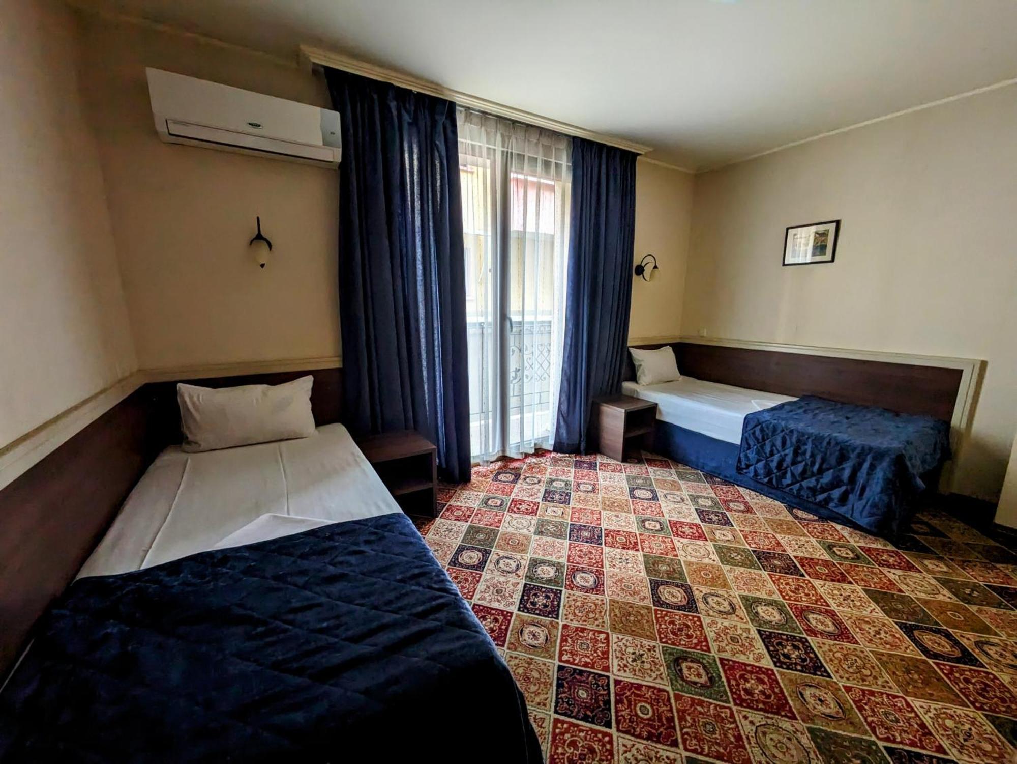 Hotel La Roka Eski Zağra Dış mekan fotoğraf