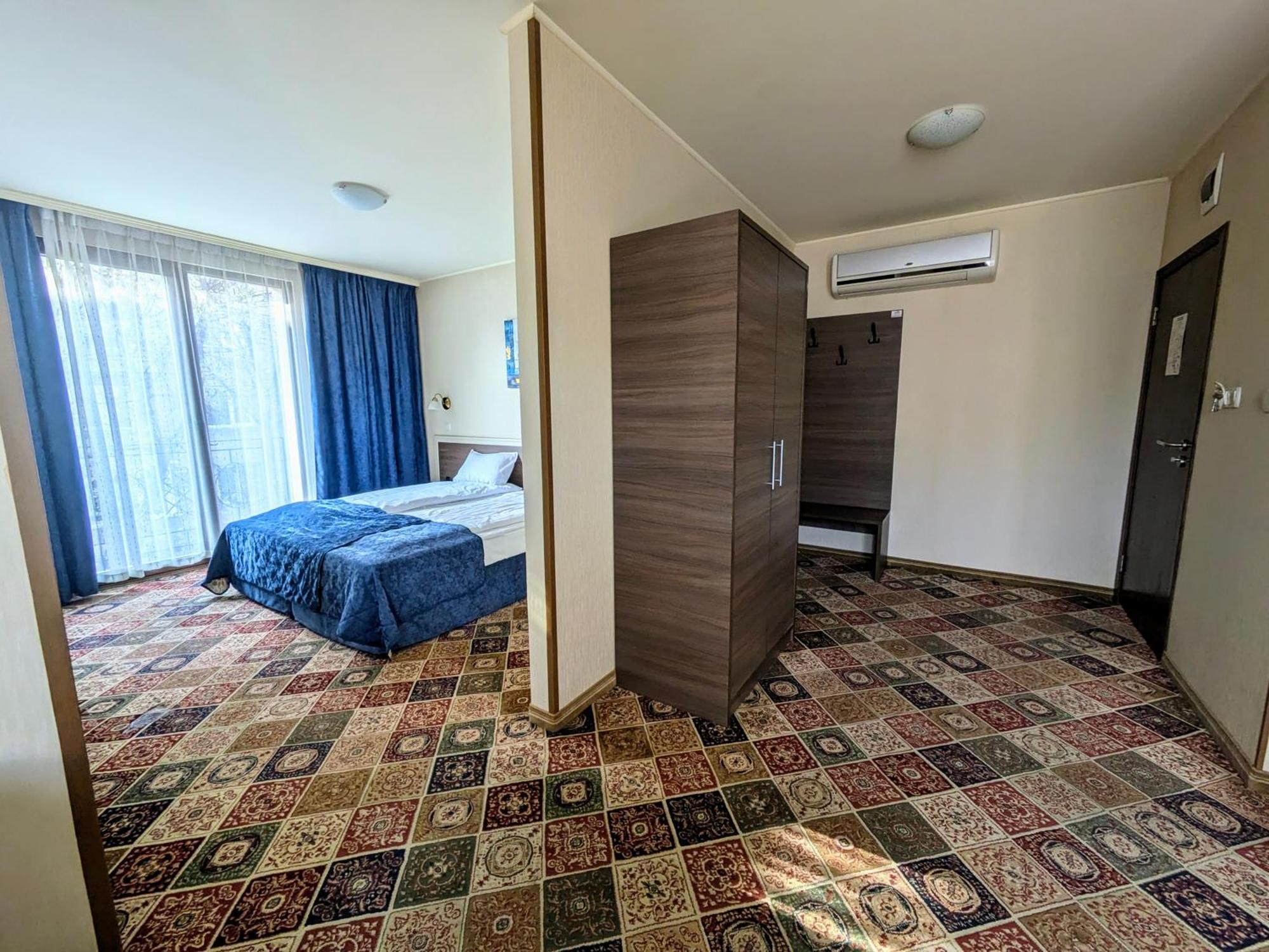 Hotel La Roka Eski Zağra Dış mekan fotoğraf